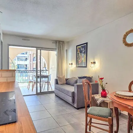 Lx122 Terrasse, Piscine & A Pied - شقة *